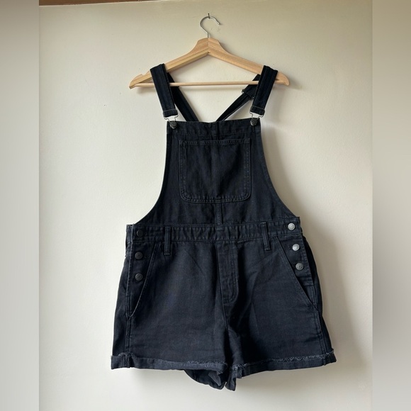 MADEWELL | Adirondack Short Overalls in Washed Black | L - Picture 8 of 11